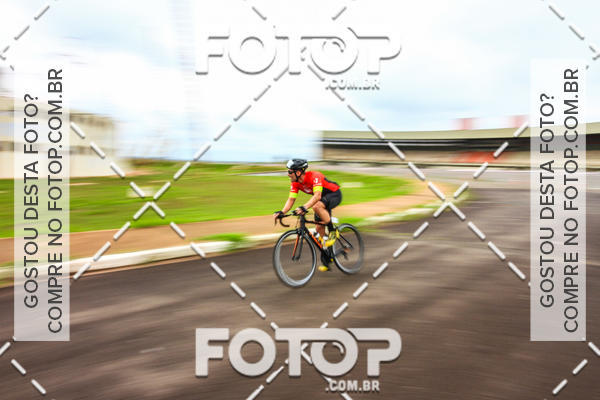 Buy your photos of the eventToughman Brasil 70.3 on Fotop