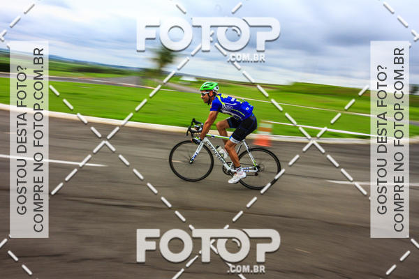 Buy your photos of the eventToughman Brasil 70.3 on Fotop