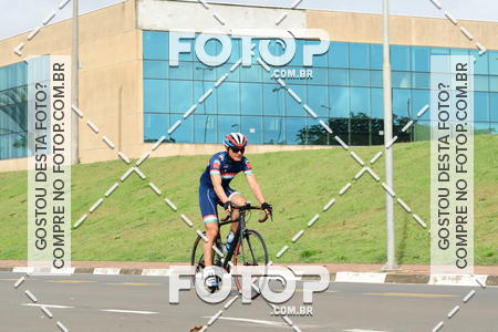 Buy your photos of the eventToughman Brasil 70.3 on Fotop