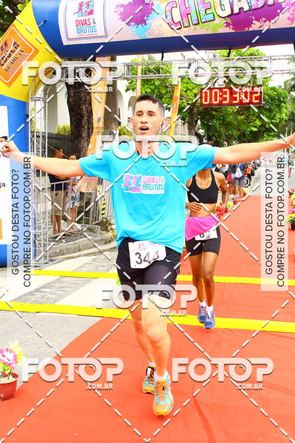 Buy your photos of the eventDivas & Brutos - Corrida e Caminhada 6k  on Fotop
