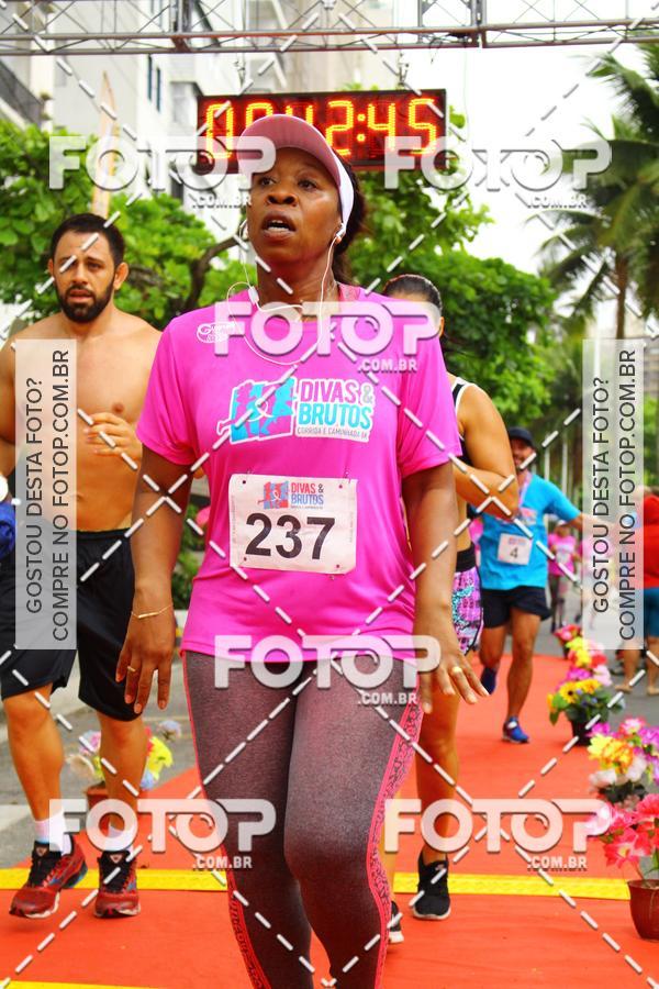 Buy your photos of the eventDivas & Brutos - Corrida e Caminhada 6k  on Fotop