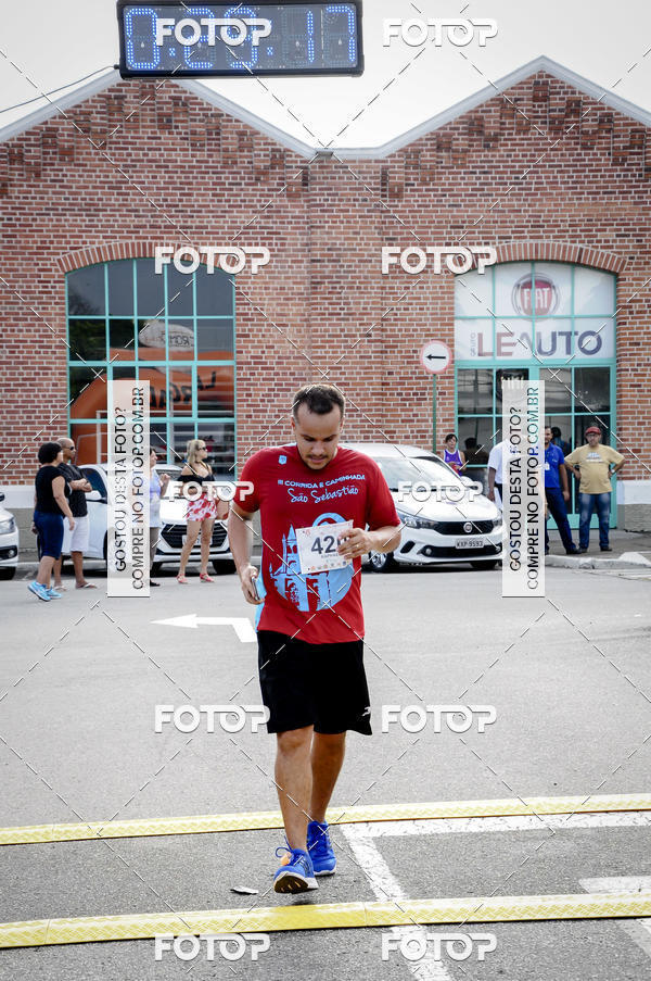 Buy your photos of the eventIII Corrida e Caminhada da Parquia de So Sebastio on Fotop