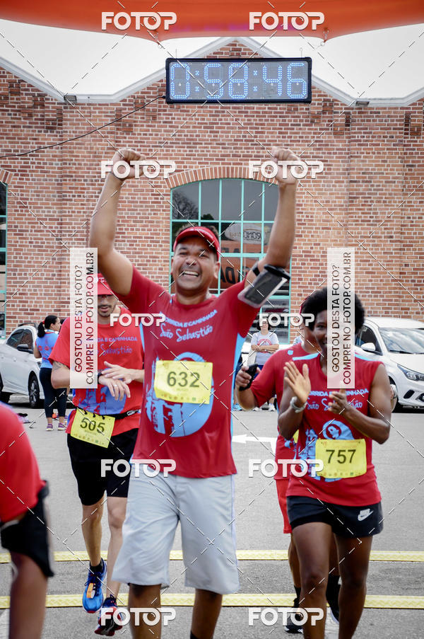 Buy your photos of the eventIII Corrida e Caminhada da Parquia de So Sebastio on Fotop