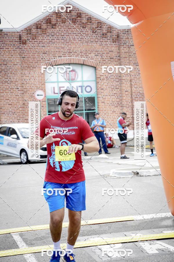 Buy your photos of the eventIII Corrida e Caminhada da Parquia de So Sebastio on Fotop