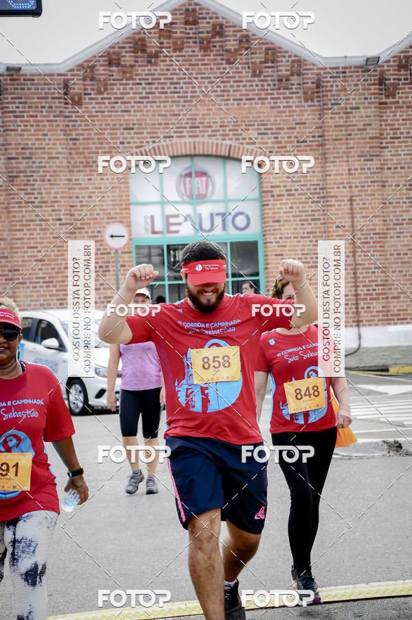 Buy your photos of the eventIII Corrida e Caminhada da Parquia de So Sebastio on Fotop
