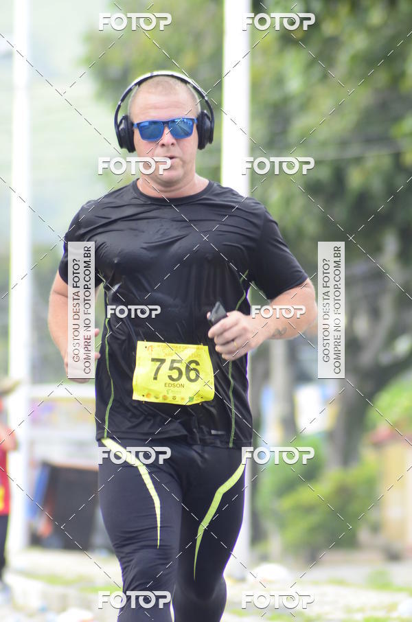Buy your photos of the eventIII Corrida e Caminhada da Parquia de So Sebastio on Fotop