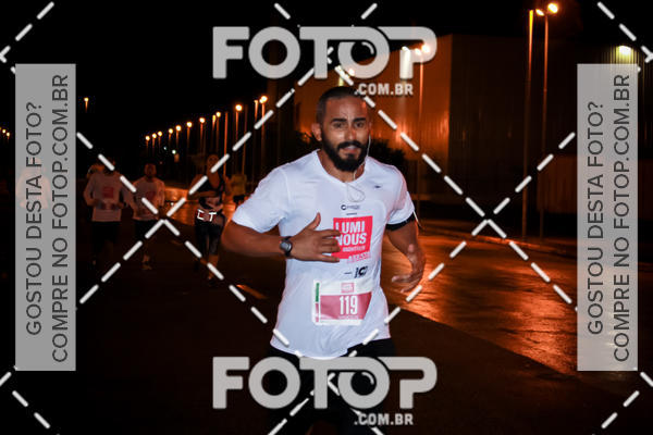 Buy your photos of the eventLuminous Run on Fotop