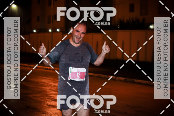Buy your photos of the eventLuminous Run on Fotop