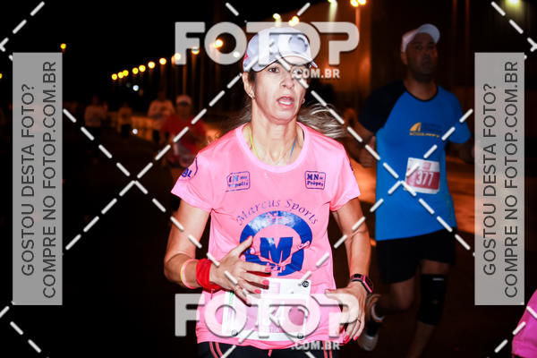 Buy your photos of the eventLuminous Run on Fotop