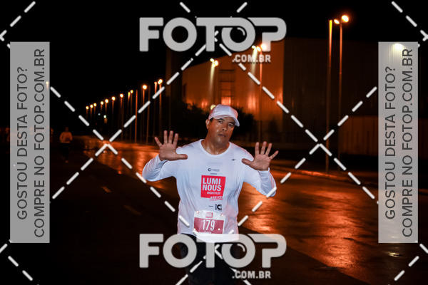 Buy your photos of the eventLuminous Run on Fotop