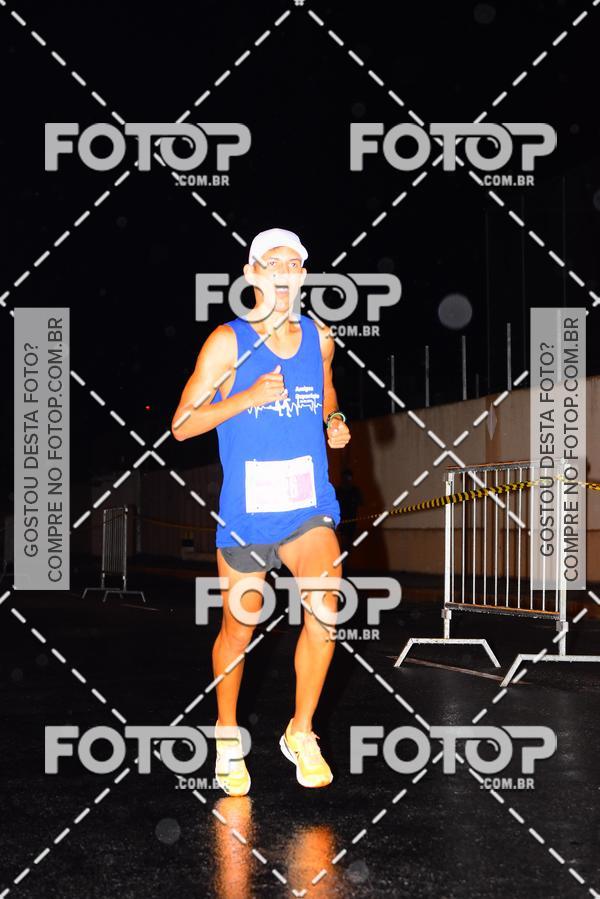 Buy your photos of the eventLuminous Run on Fotop