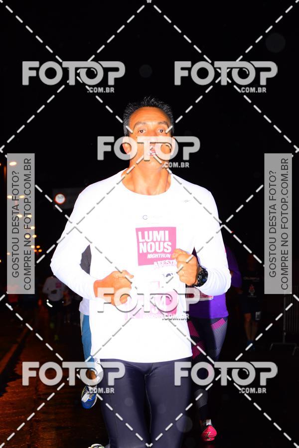Buy your photos of the eventLuminous Run on Fotop