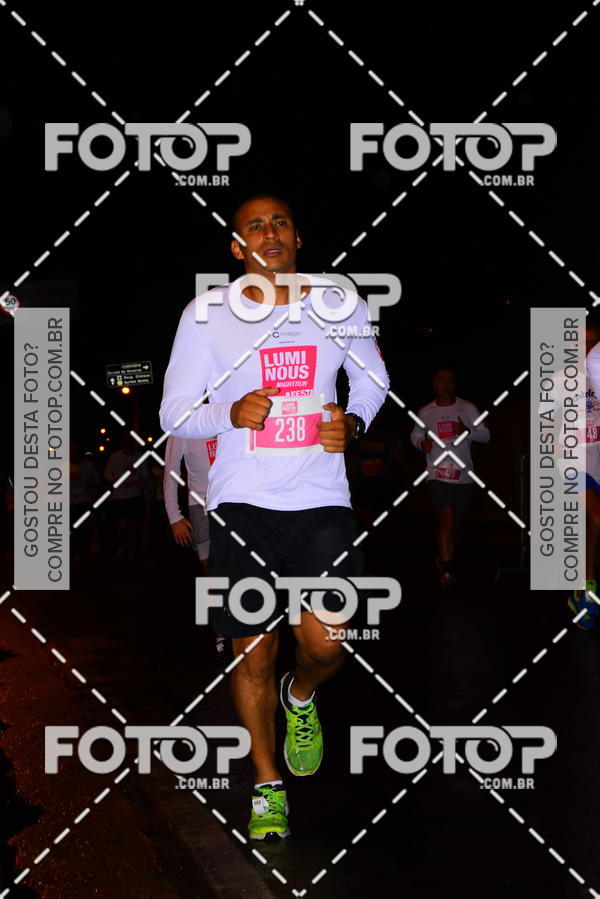 Buy your photos of the eventLuminous Run on Fotop
