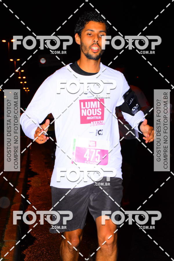 Buy your photos of the eventLuminous Run on Fotop