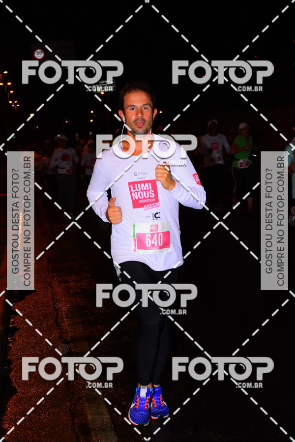 Buy your photos of the eventLuminous Run on Fotop