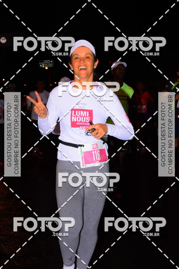 Buy your photos of the eventLuminous Run on Fotop