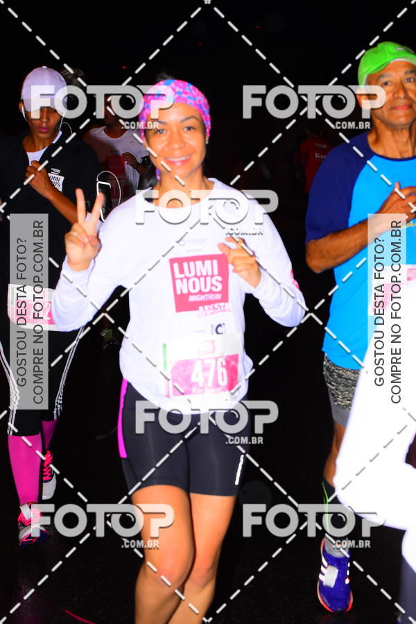 Buy your photos of the eventLuminous Run on Fotop