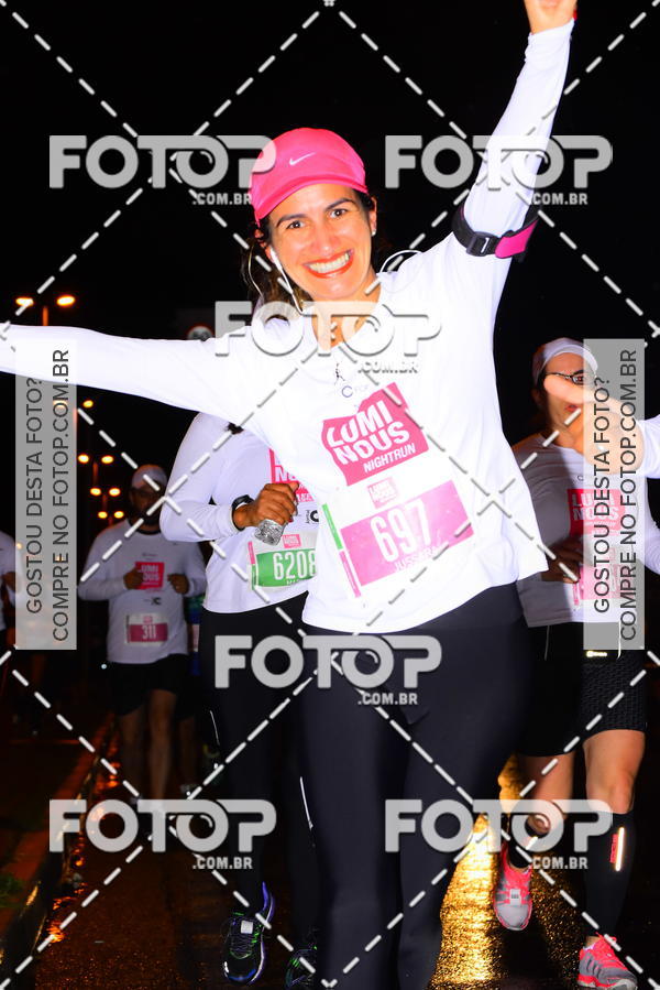 Buy your photos of the eventLuminous Run on Fotop
