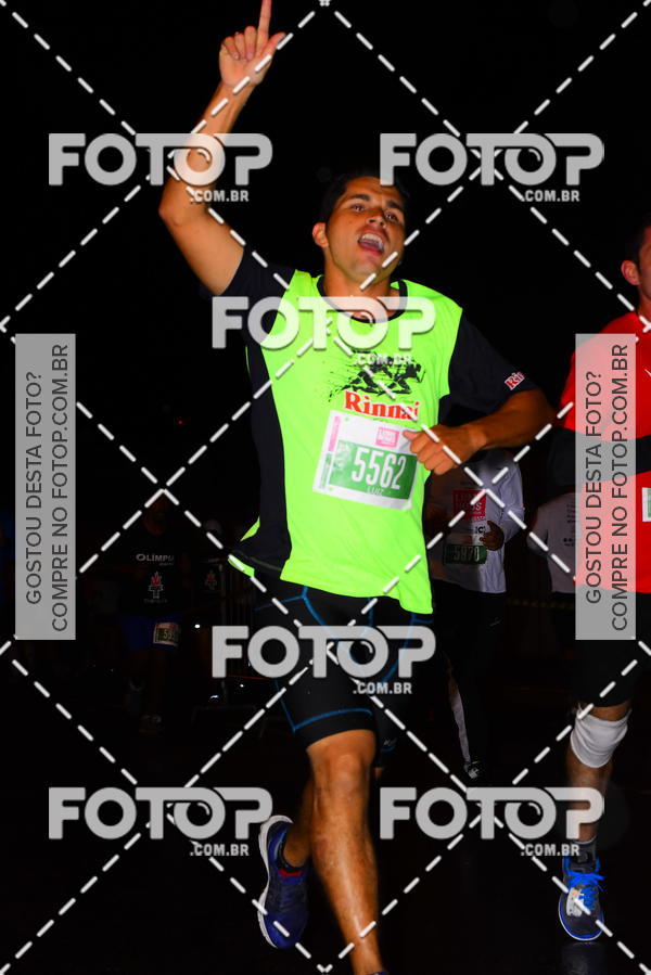 Buy your photos of the eventLuminous Run on Fotop