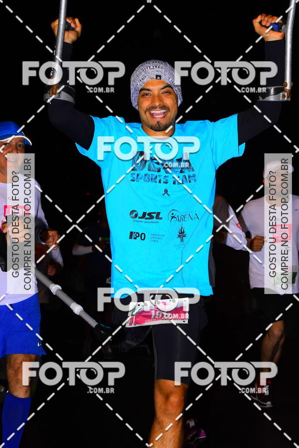 Buy your photos of the eventLuminous Run on Fotop