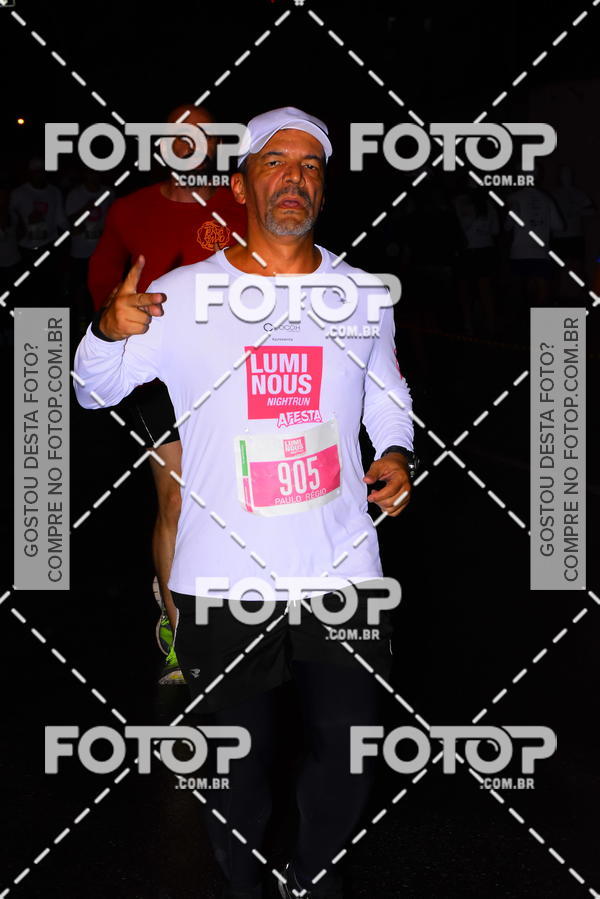 Buy your photos of the eventLuminous Run on Fotop