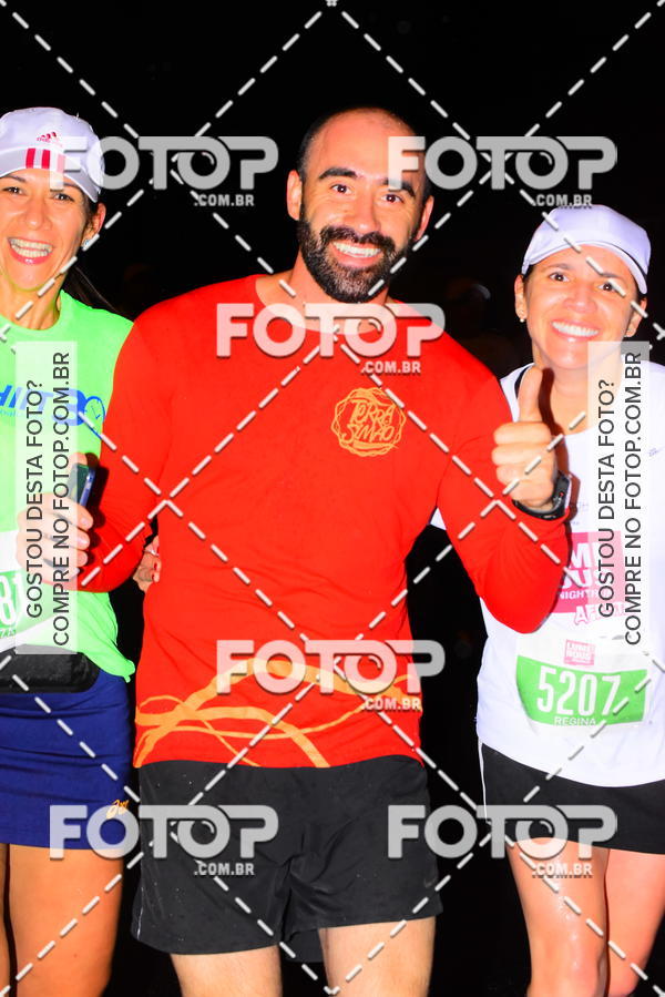 Buy your photos of the eventLuminous Run on Fotop
