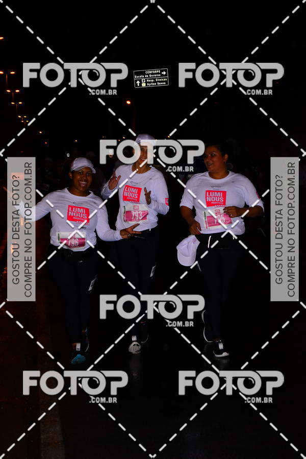 Buy your photos of the eventLuminous Run on Fotop