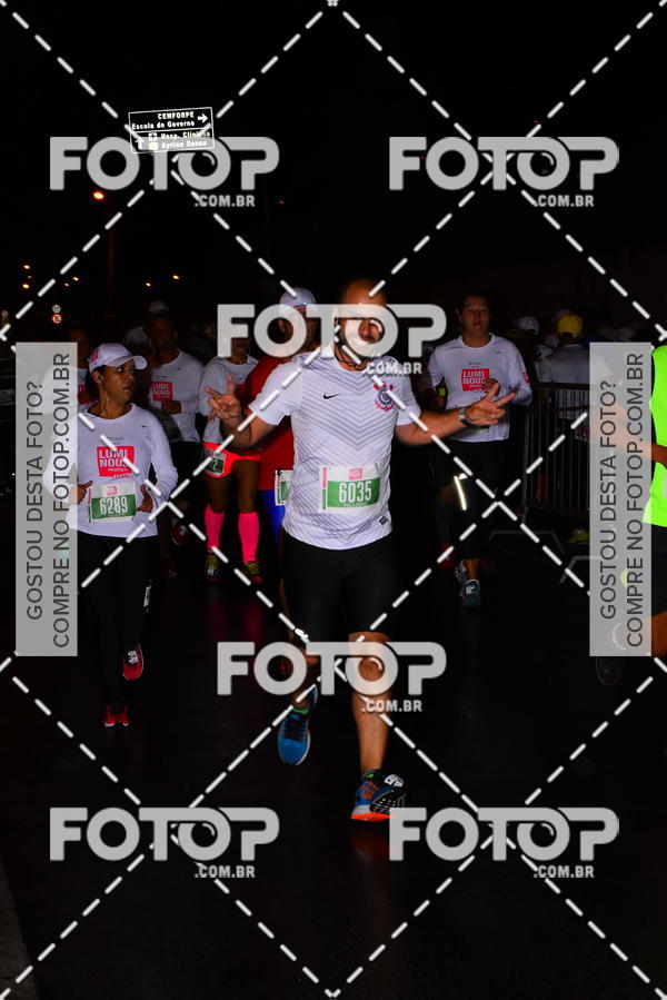 Buy your photos of the eventLuminous Run on Fotop