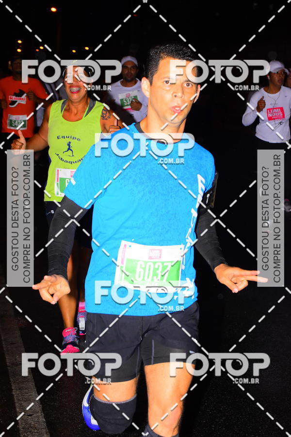 Buy your photos of the eventLuminous Run on Fotop