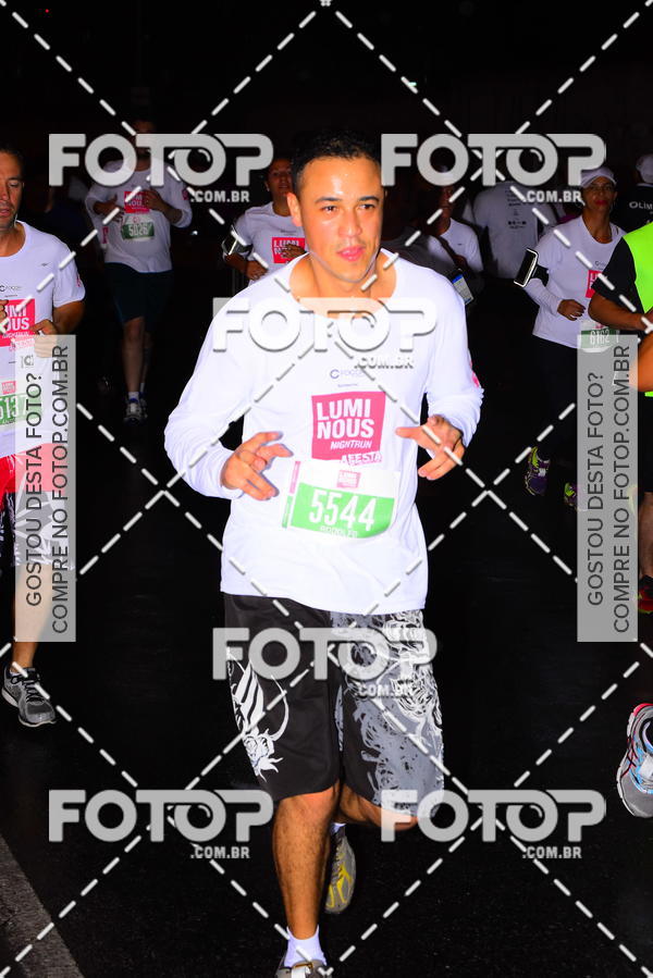 Buy your photos of the eventLuminous Run on Fotop