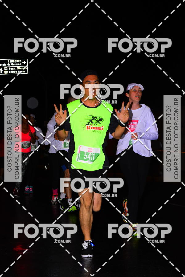 Buy your photos of the eventLuminous Run on Fotop