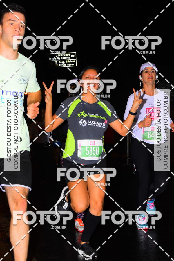 Buy your photos of the eventLuminous Run on Fotop