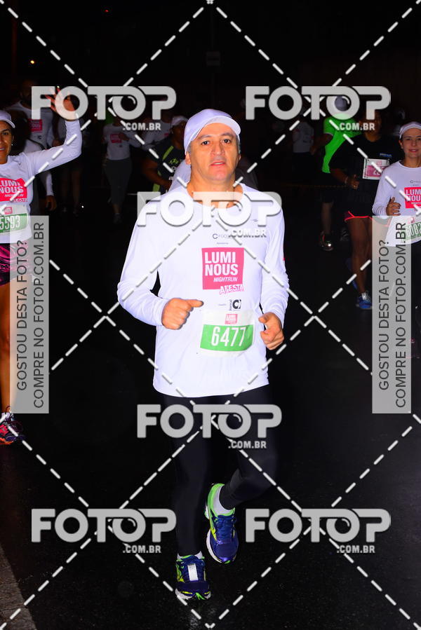 Buy your photos of the eventLuminous Run on Fotop