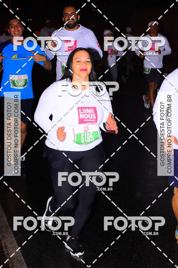 Buy your photos of the eventLuminous Run on Fotop