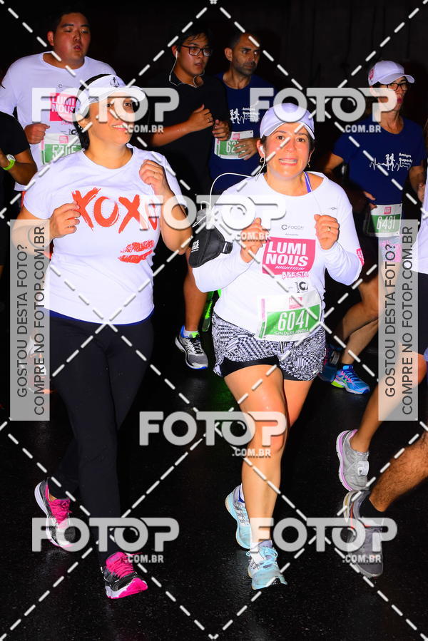 Buy your photos of the eventLuminous Run on Fotop