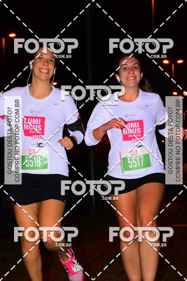 Buy your photos of the eventLuminous Run on Fotop