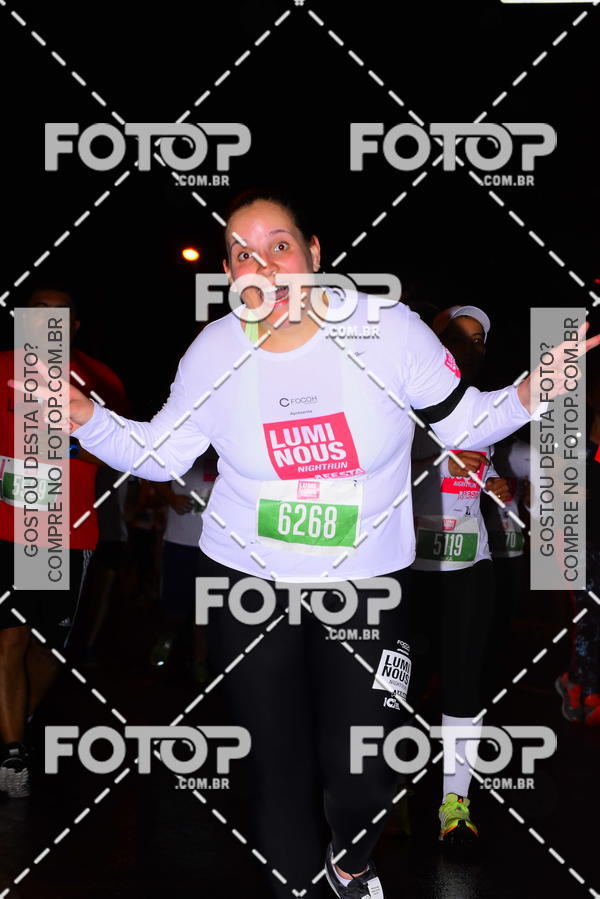 Buy your photos of the eventLuminous Run on Fotop