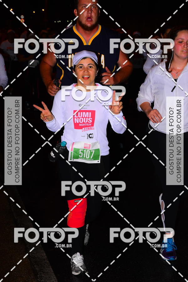 Buy your photos of the eventLuminous Run on Fotop