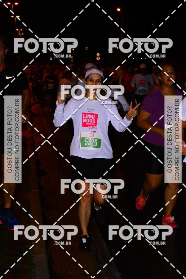 Buy your photos of the eventLuminous Run on Fotop