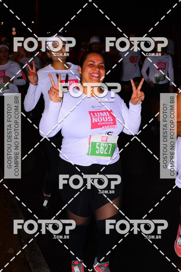 Buy your photos of the eventLuminous Run on Fotop