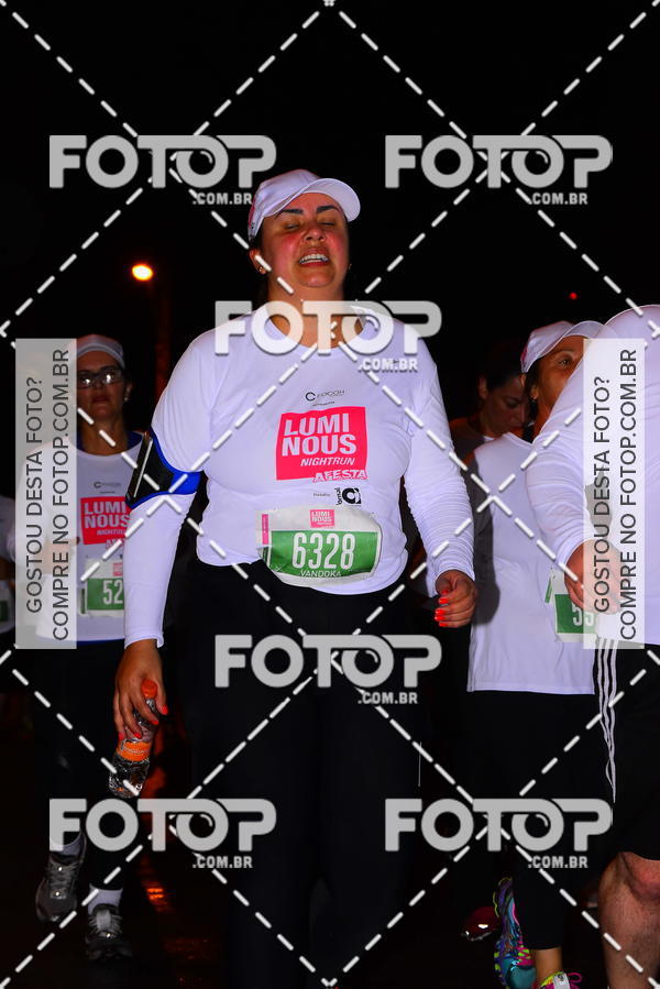 Buy your photos of the eventLuminous Run on Fotop