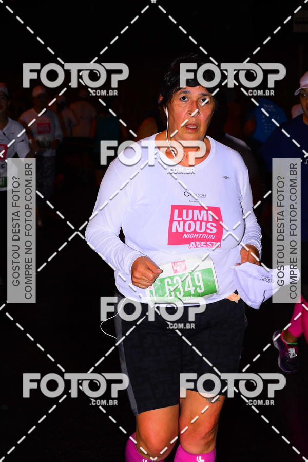 Buy your photos of the eventLuminous Run on Fotop