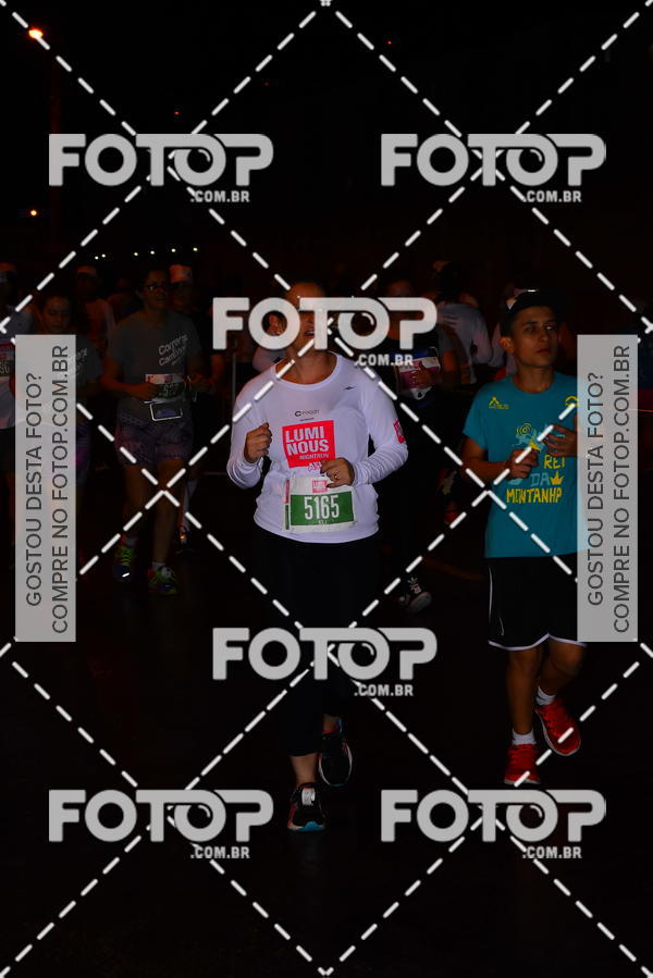 Buy your photos of the eventLuminous Run on Fotop