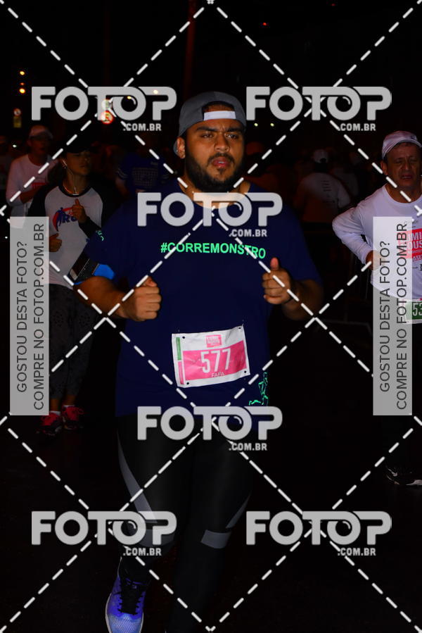 Buy your photos of the eventLuminous Run on Fotop
