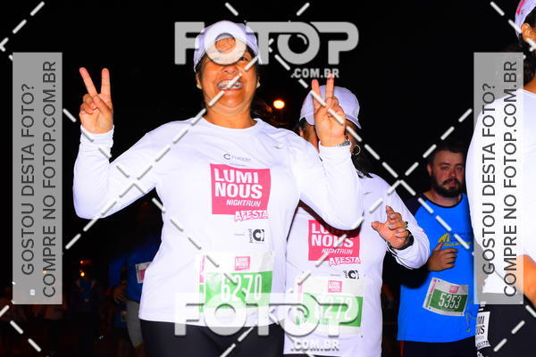 Buy your photos of the eventLuminous Run on Fotop