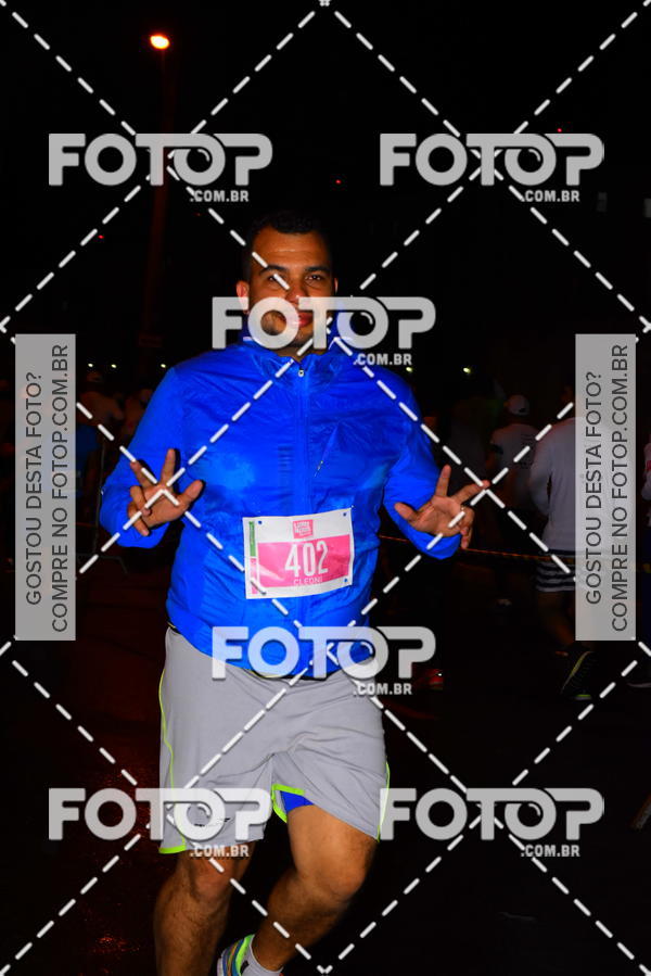 Buy your photos of the eventLuminous Run on Fotop