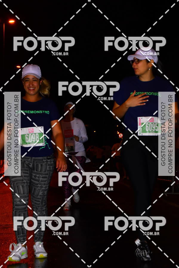 Buy your photos of the eventLuminous Run on Fotop