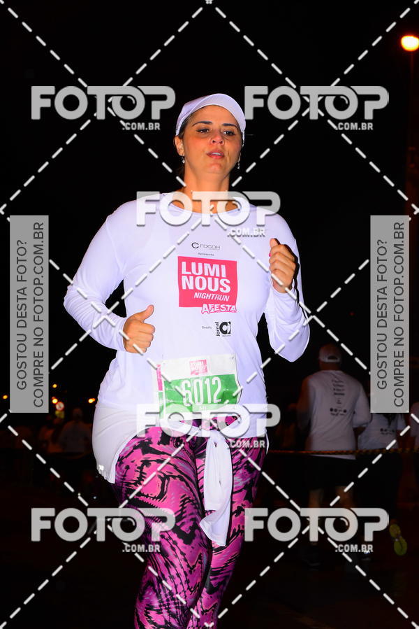 Buy your photos of the eventLuminous Run on Fotop