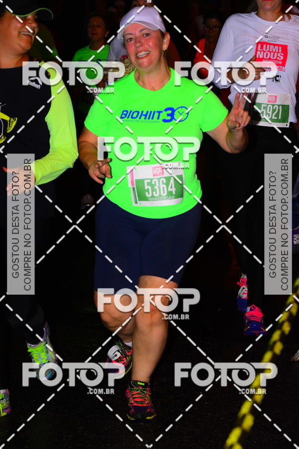 Buy your photos of the eventLuminous Run on Fotop