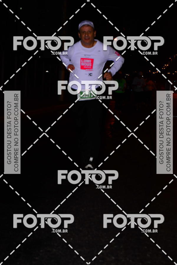 Buy your photos of the eventLuminous Run on Fotop